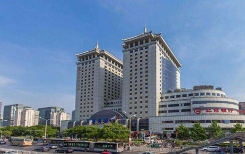 万通金融中心出租房源实拍图2